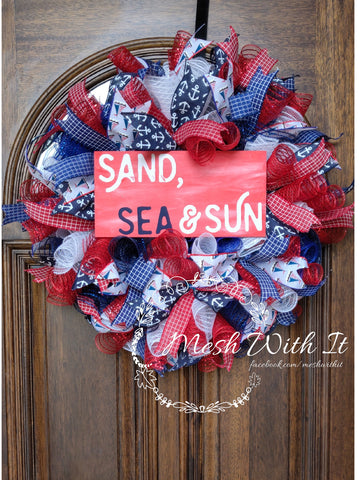 Sea, Sand & Sun Door Wreath mesh with it